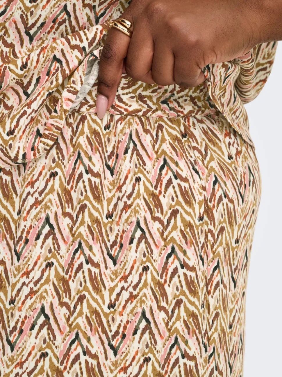 CARNOVA Loose Fit - Cropped Bukser
