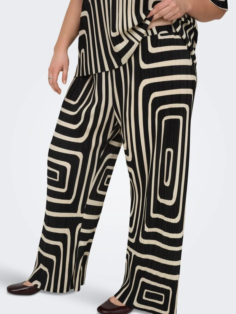 CARRAVENNA Regular Fit Plisserte bukser