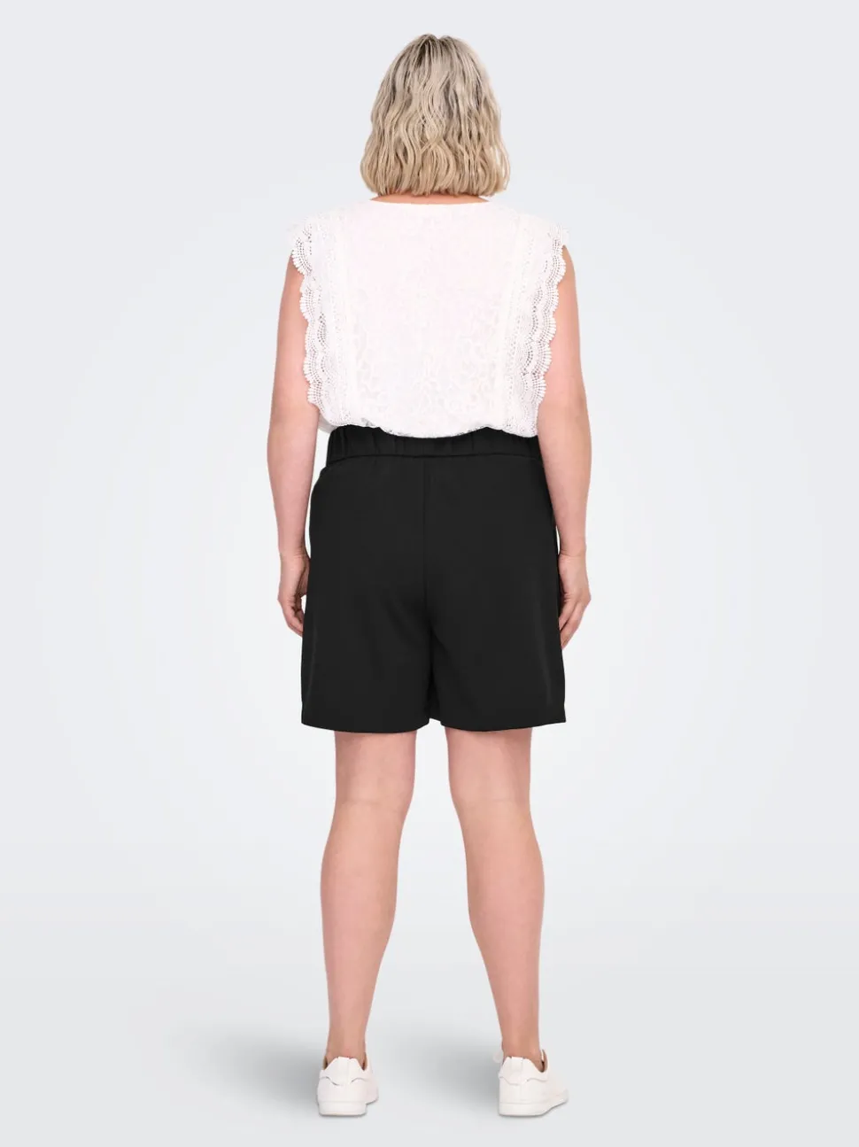 CARSTILLA Regular Fit Shorts