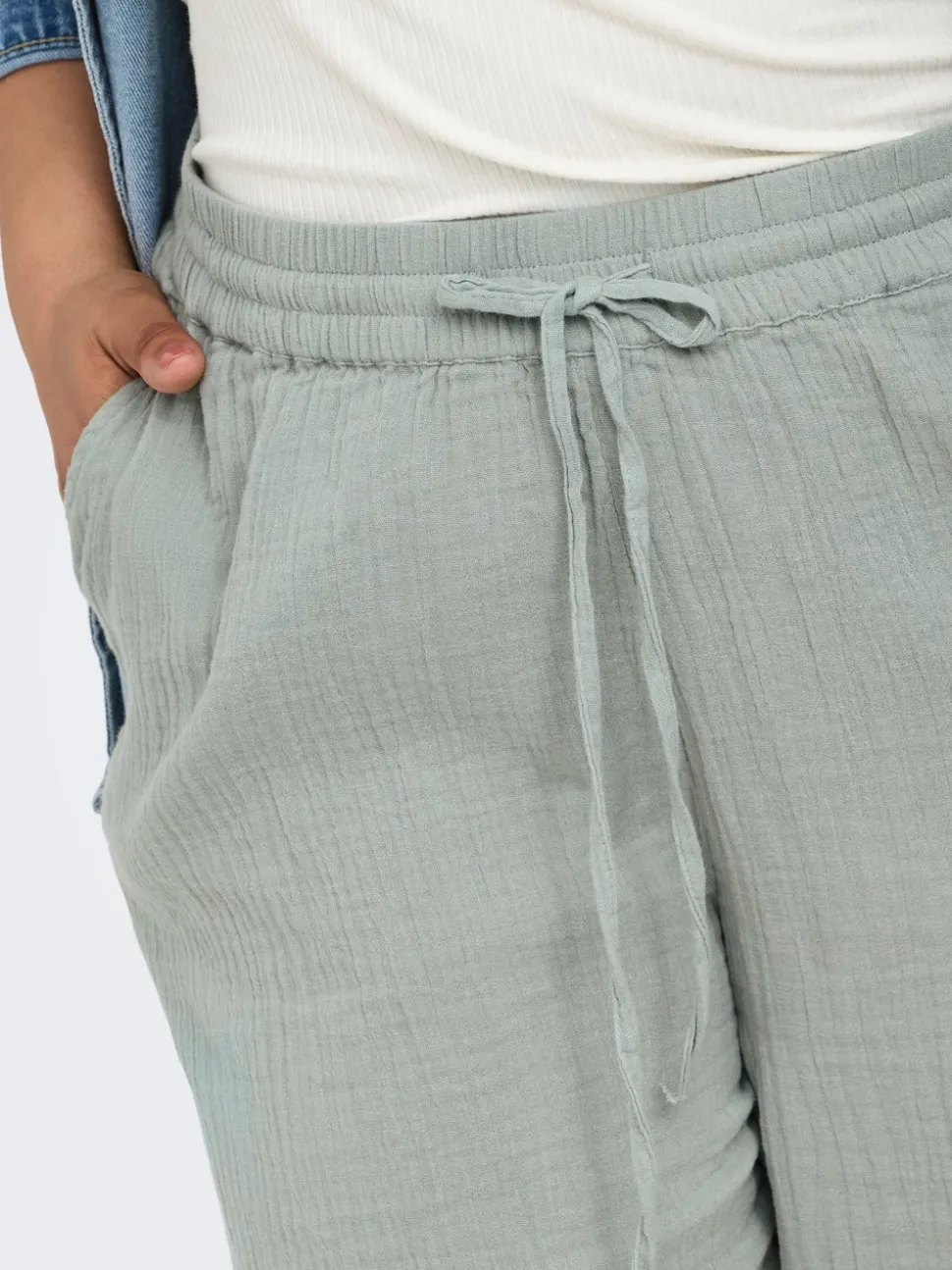 CARTHYRA Høy midje Regular Fit Shorts