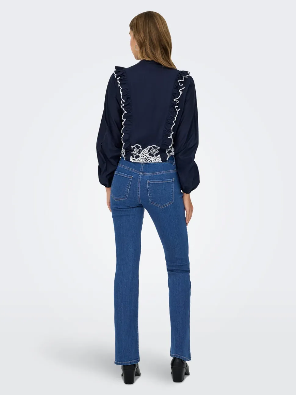 JDYKAREN Middels høy midje Flared Fit Jeans