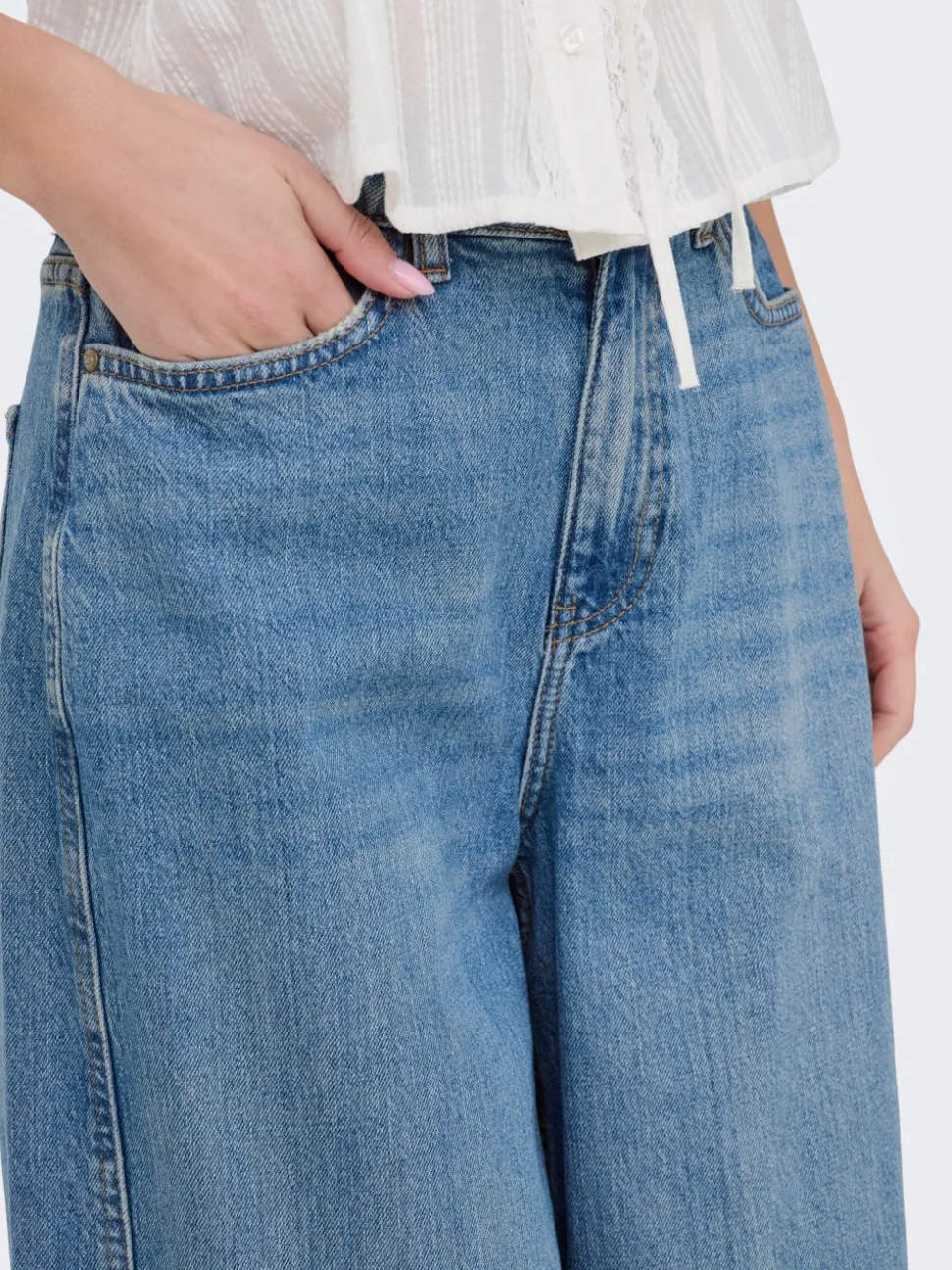 JDYSUSIE Middels høy midje Barrel-passform Jeans