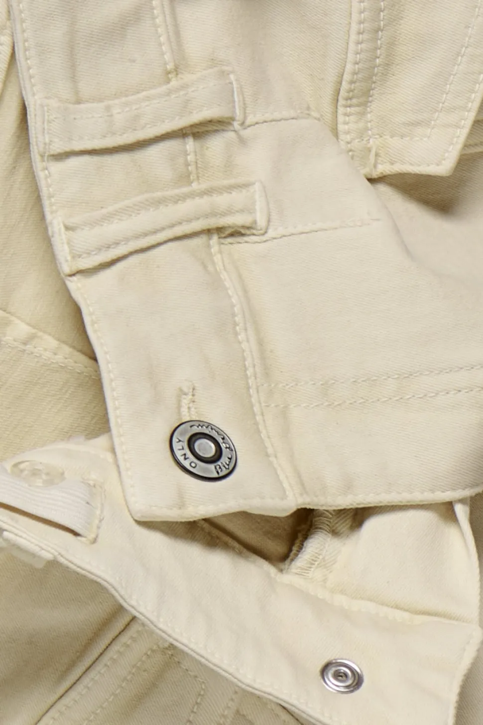 KOGMISSOURI Høy midje Regular Fit Shorts