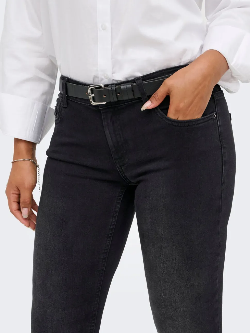 ONLBLUSH Middels høy midje Flared Fit Jeans