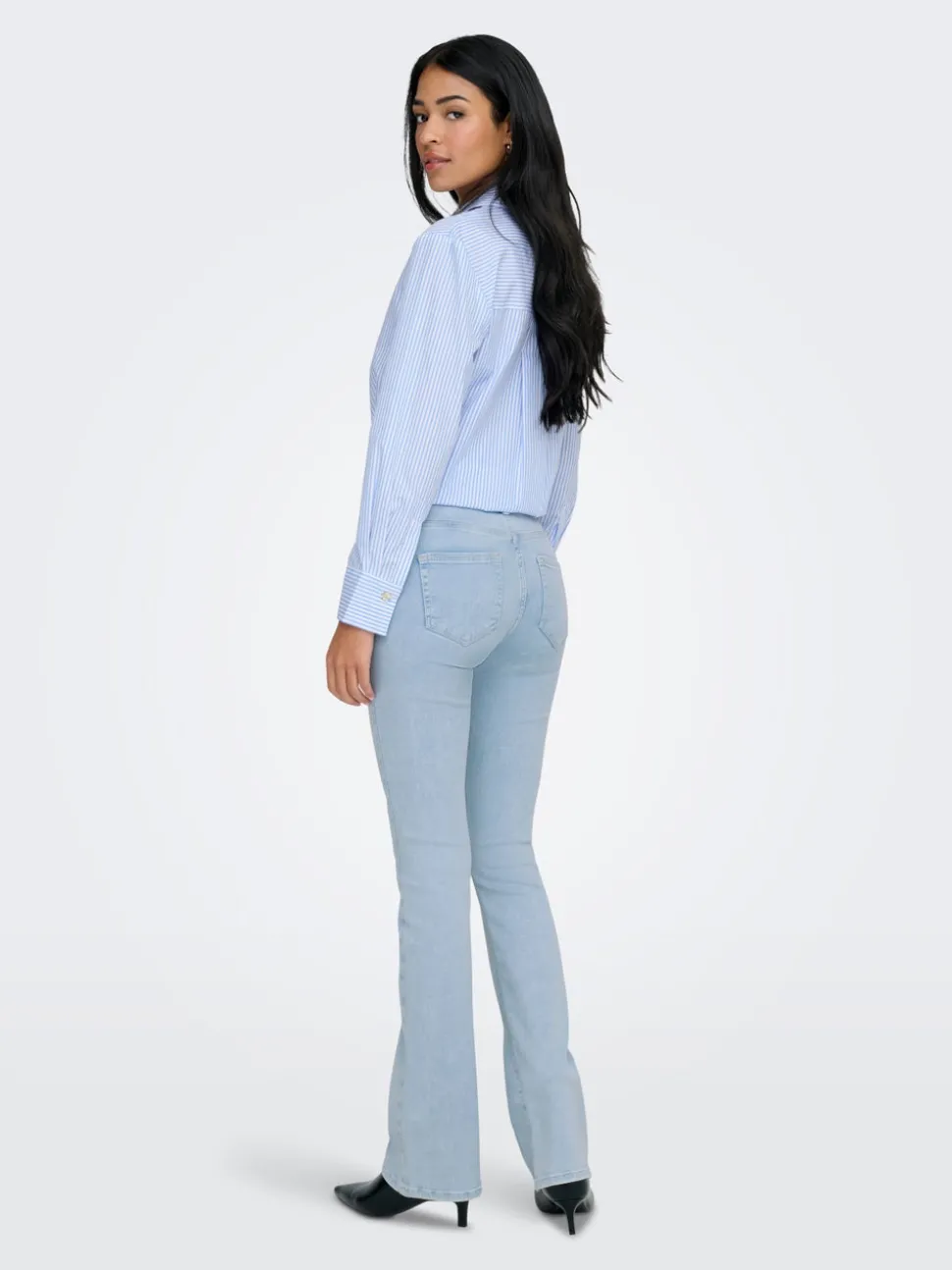 ONLBLUSH Middels høy midje Flared Fit Jeans