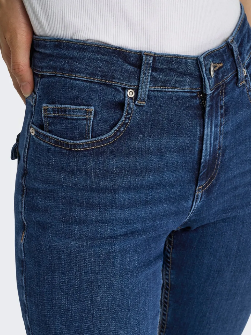 ONLBLUSH Middels høy midje Flared Fit Jeans