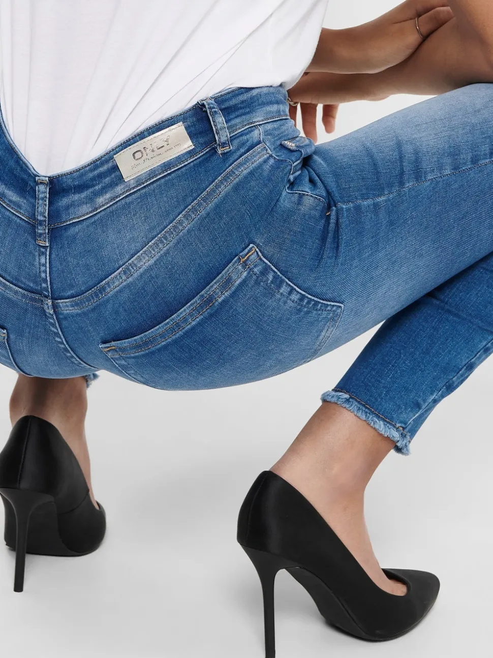 ONLBLUSH Middels høy midje Skinny Fit Ankellengde Jeans