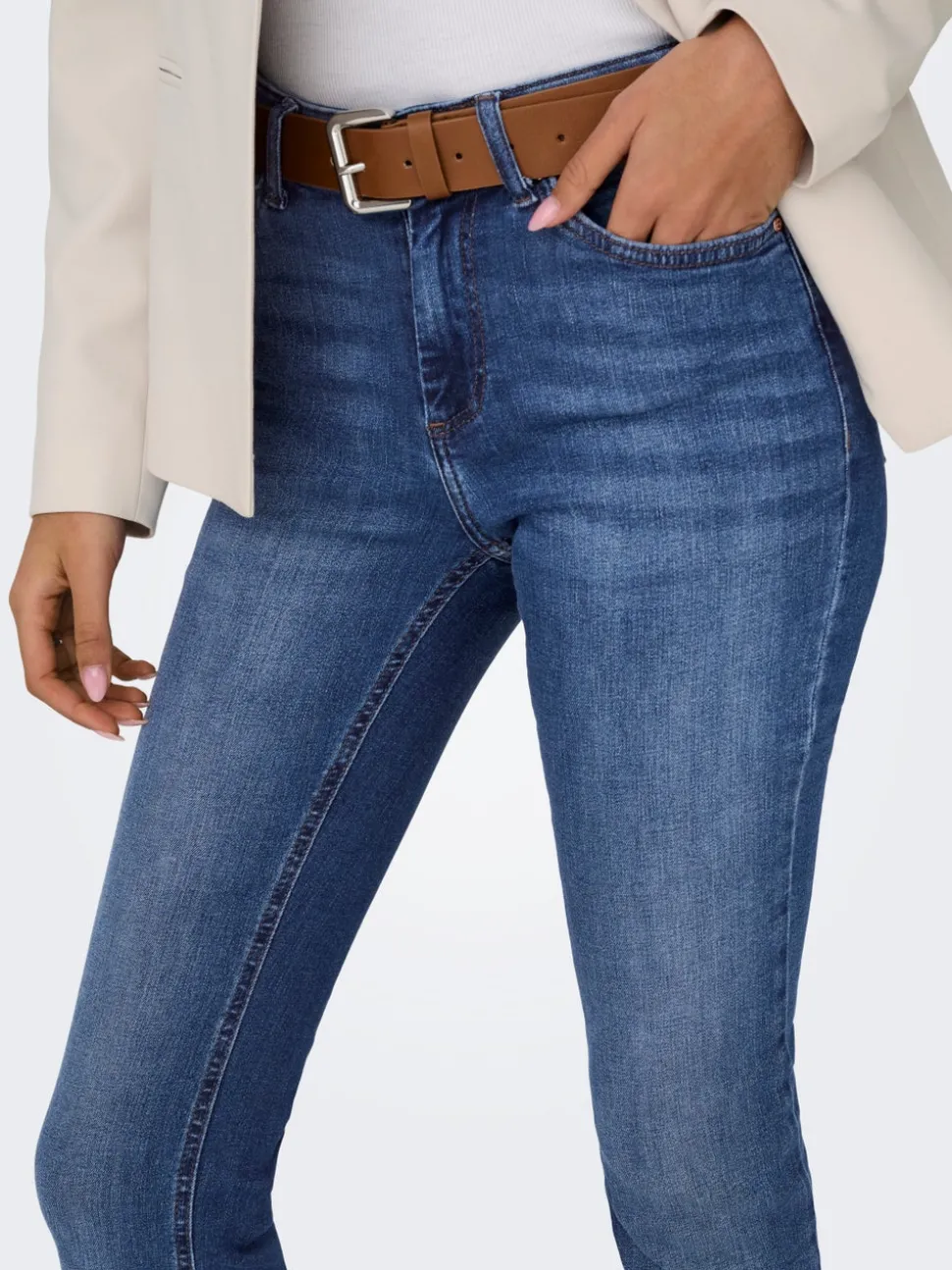 ONLBLUSH Middels høy midje Flared Fit Jeans
