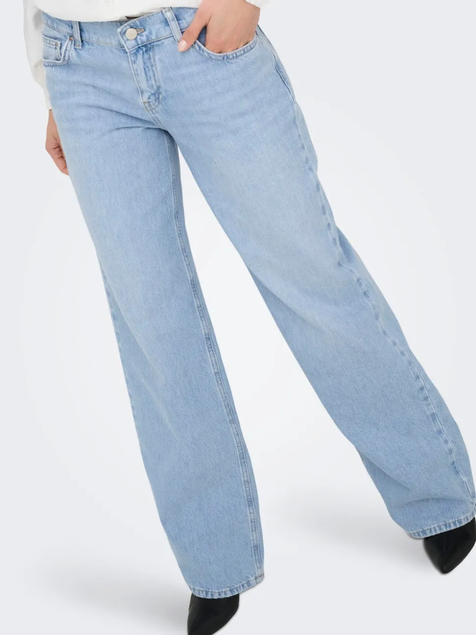 ONLBRENDA Lav midje Straight Fit Jeans