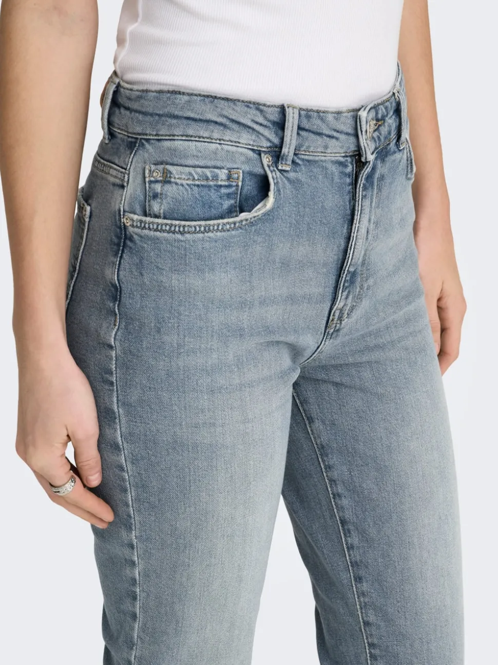 ONLEMILY Høy midje Straight Fit Ankellengde Jeans