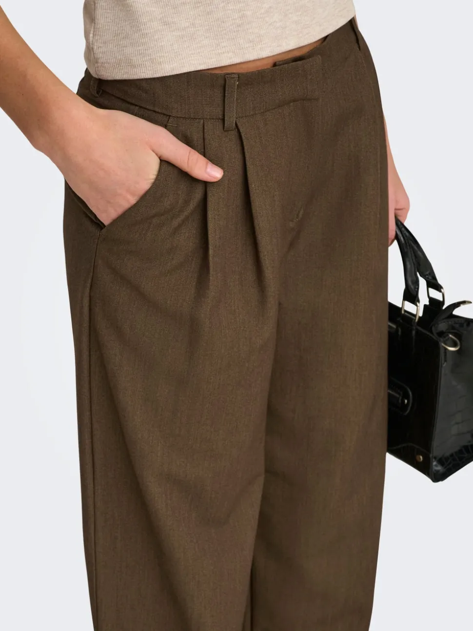 ONLHATTIE Straight Tapered Fit Bukser