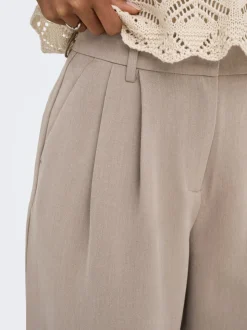 ONLHATTIE Straight Tapered Fit Bukser