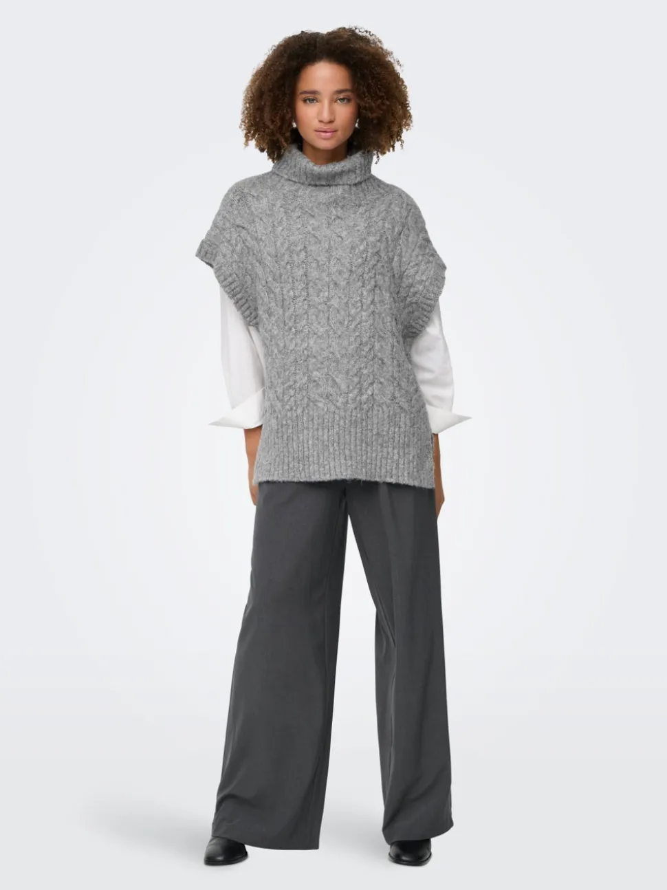 ONLIDA Vest