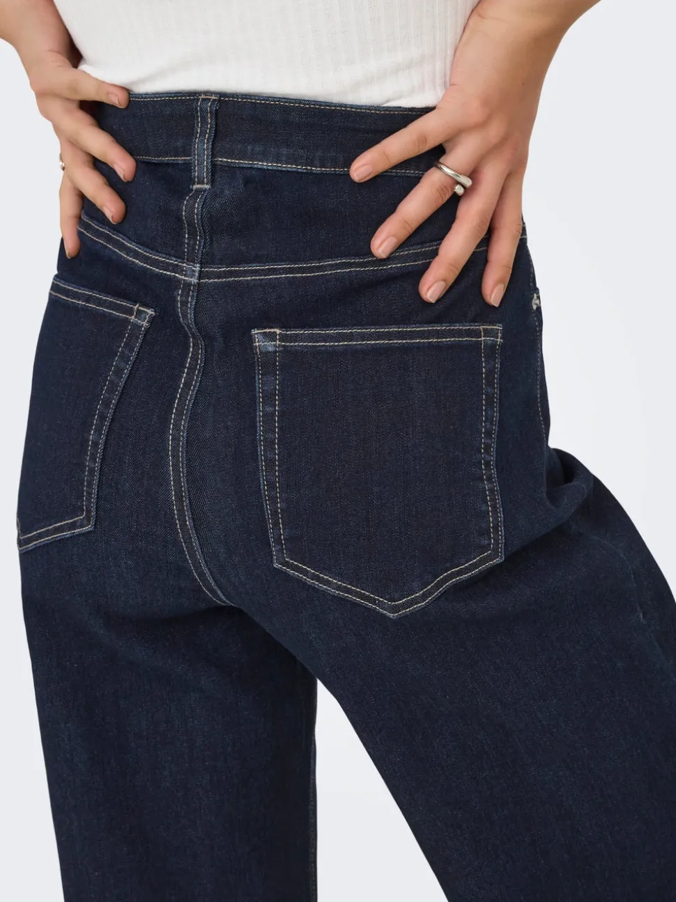 ONLJUICY-WAUW Høy midje Wide Leg Fit Jeans