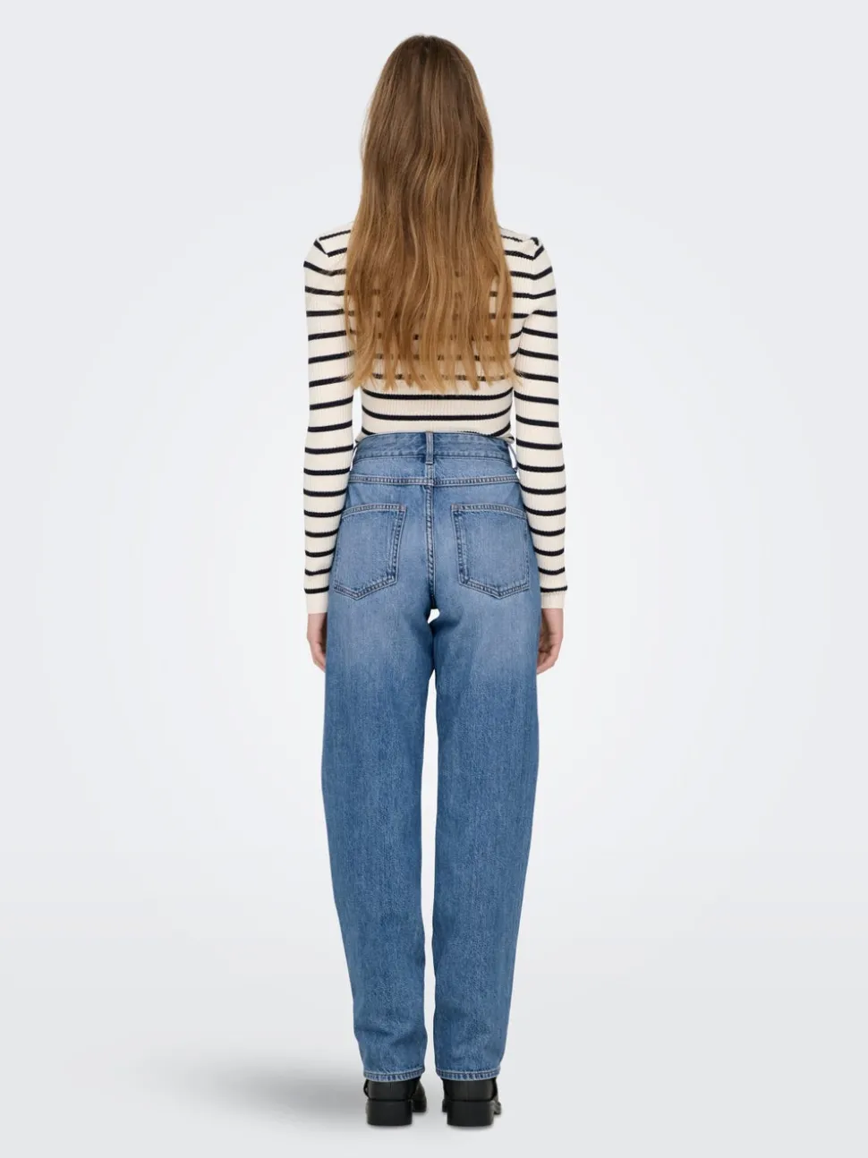 ONLLUMI Middels høy midje Mom Fit Jeans