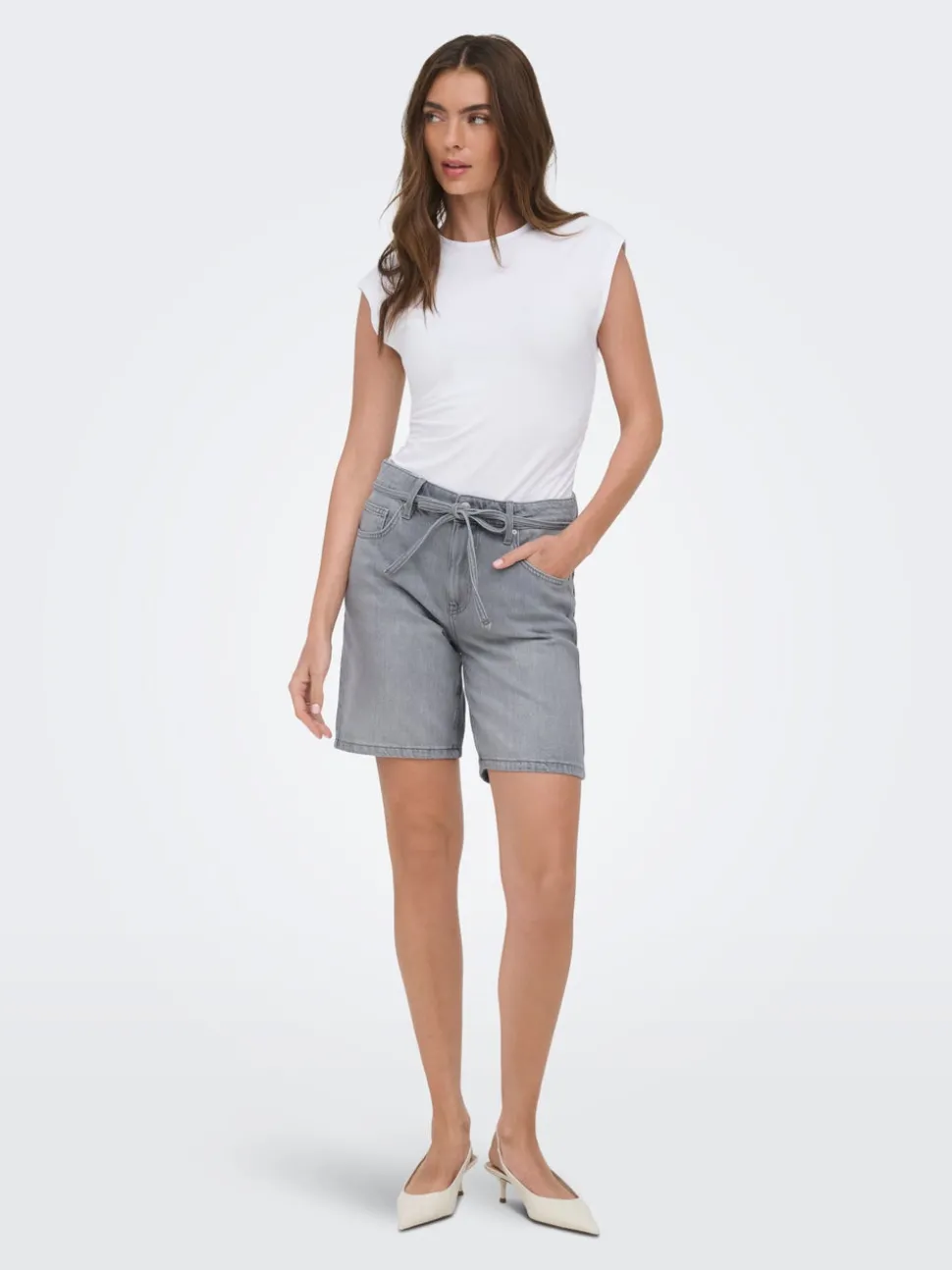 ONLLUMI Middels høy midje Wide Leg Fit Denimshorts