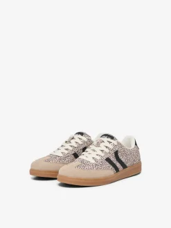 ONLLYDIE Sneakers