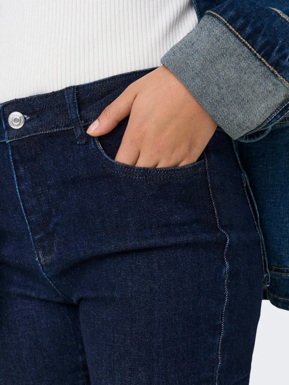 ONLMILA Middels høy midje Flared Fit Jeans