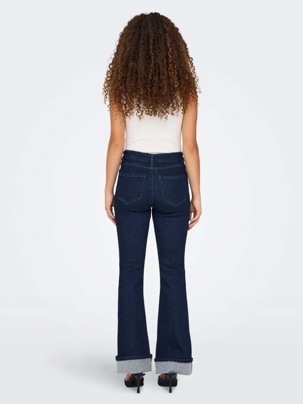 ONLMILA Middels høy midje Flared Fit Jeans