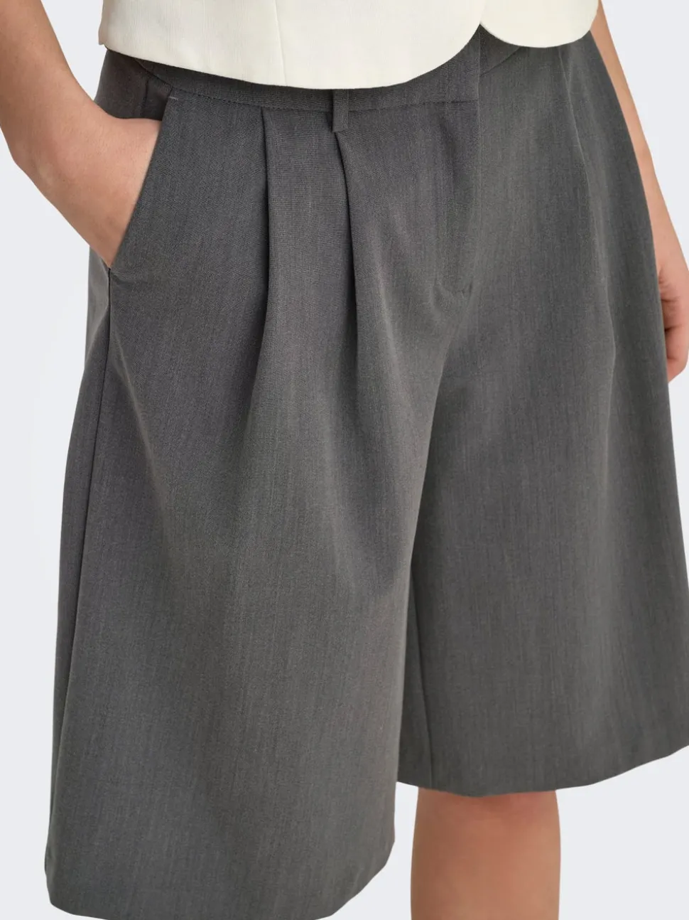 ONLNALINA Middels høy midje Loose fit Bermudashorts