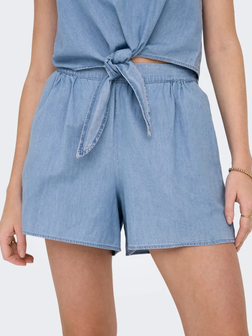 ONLNOVA Regular Fit Shorts