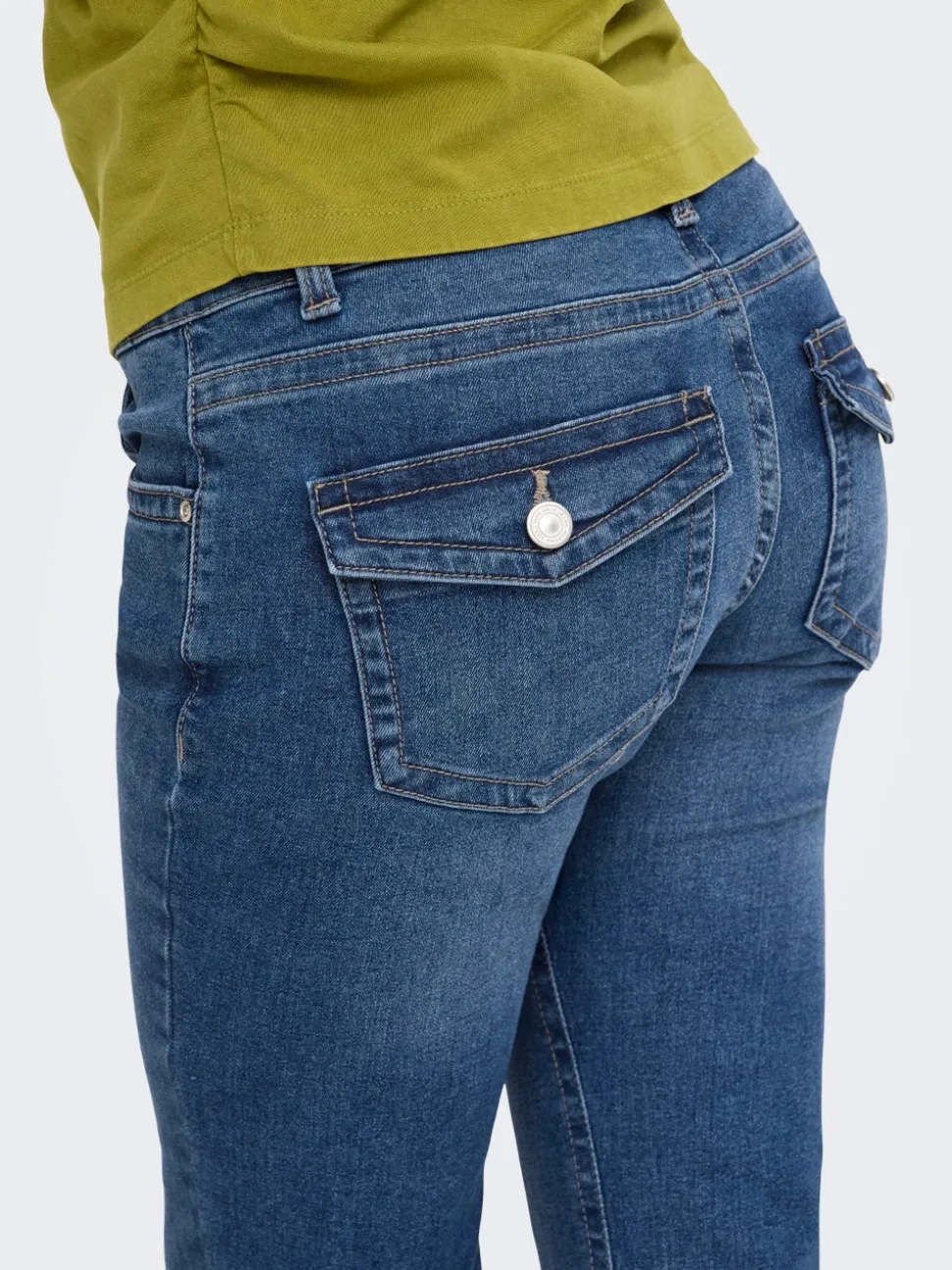 ONLPHOEBE Lav midje Flared Fit Jeans