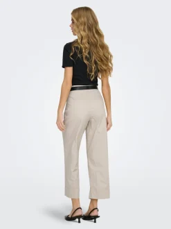 ONLROSALIE Cropped Fit Chinobukse