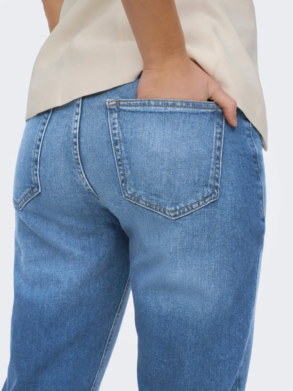 ONLVENEDA Høy midje Mom Fit Jeans