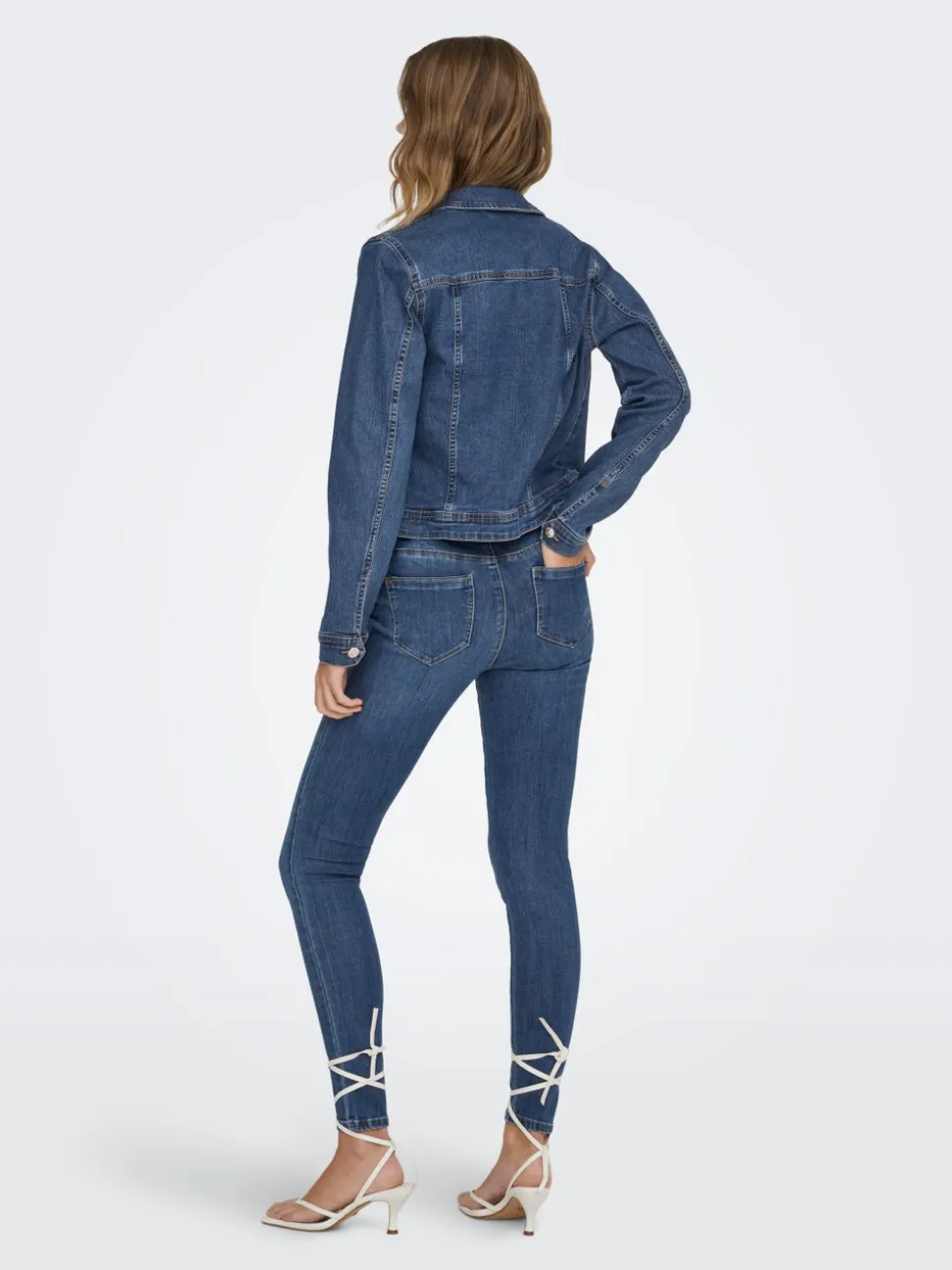 ONLWAUW Middels høy midje Skinny Fit Jeans