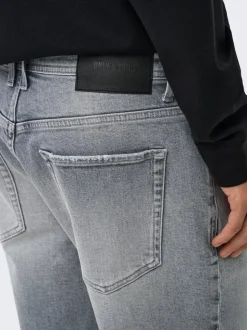 ONSEDGE Middels høyt snitt Straight Fit Shorts