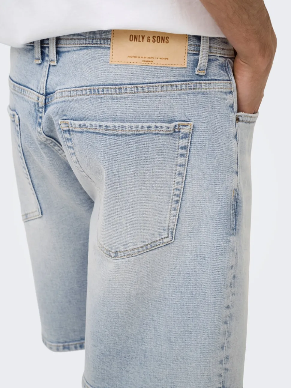 ONSEDGE Middels høyt snitt Straight Fit Shorts
