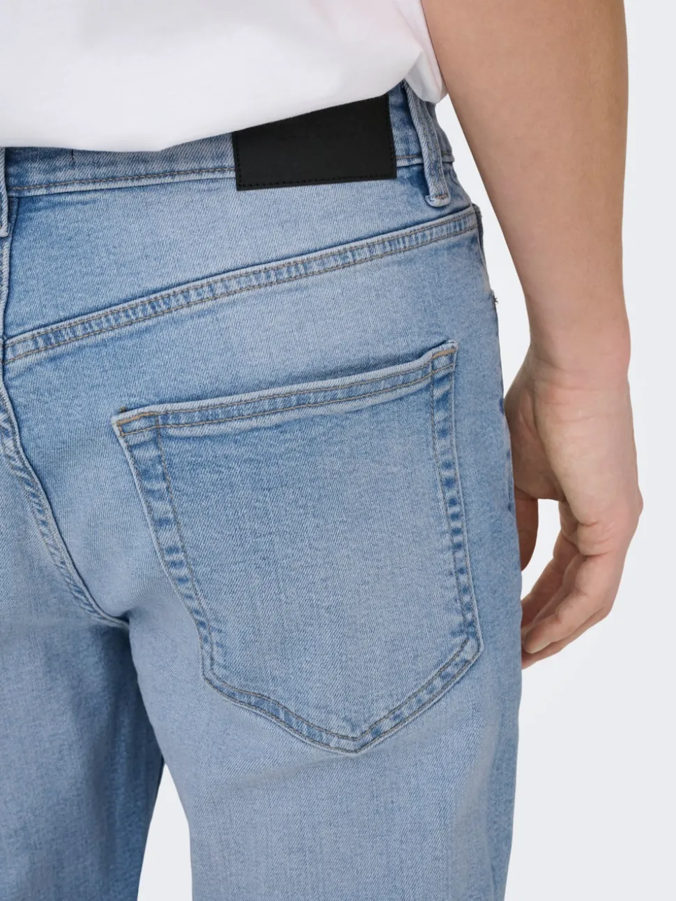 ONSYOKE Middels høy midje Tapered Fit Jeans